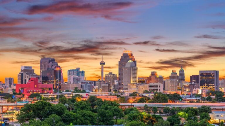 Top 17 Things San Antonio is Known For & Famous For