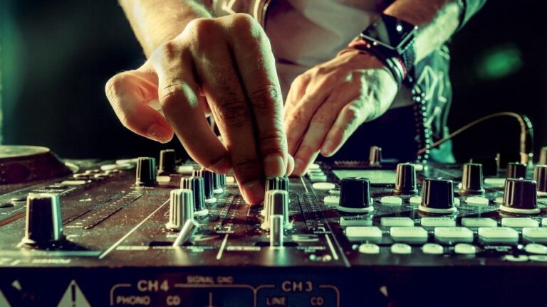 The Real Difference Between a DJ and a Music Producer
