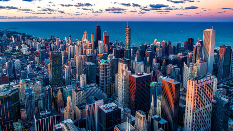 Top 15 Things Chicago is Known For & Famous