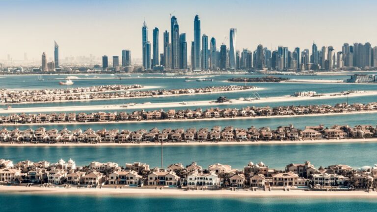 Top 13 Things Dubai is Known For & Famous For
