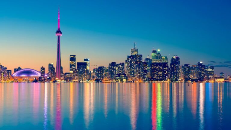 Top 19 Things Toronto is Known For & Famous For