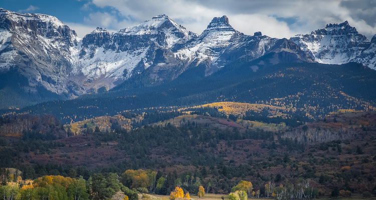 The Rocky Mountains, one of Canada's top landmarks.